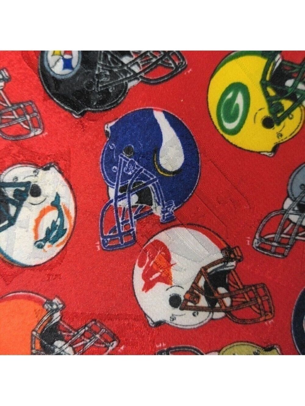 NFL Team Logos Football Helmets Necktie Packers Colts Raiders Cardinals - Picture 2 of 7